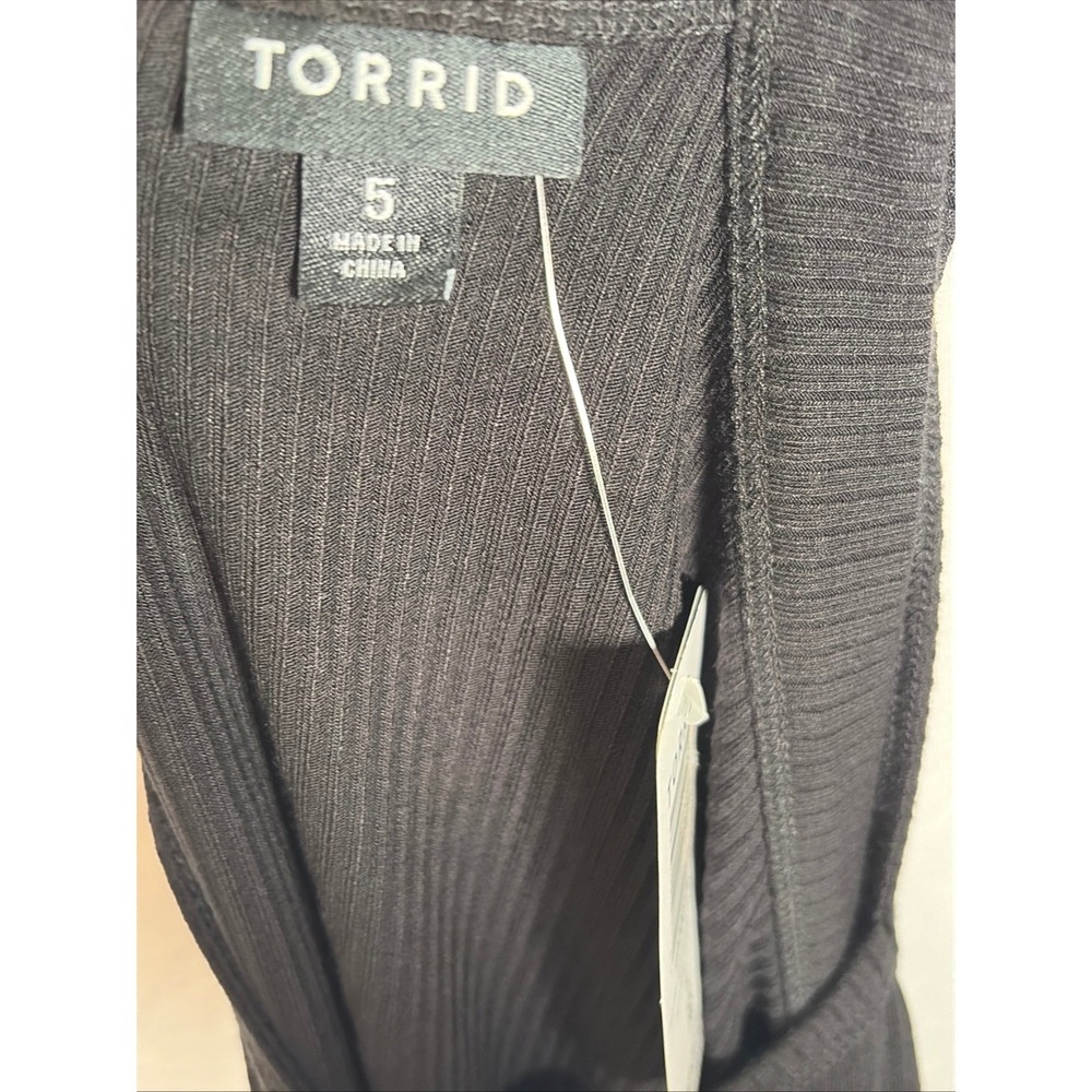 Torrid Womens Size 5 5X Black Ribbed One Shoulder Cut Out Cami Tank Top 40200126 - Picture 6 of 8